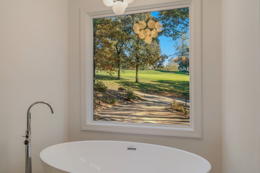 The tub window, on the fairway
